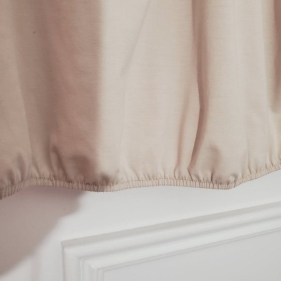 CHIC by Jacob- Pleated Cream Tank Blouse with Black Tie Sash- Size Large - Picture 4 of 8